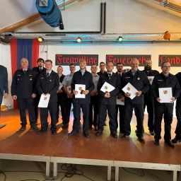 Beförderungen zum Oberfeuerwehrmann, Löschmeister, Oberlöschmeister, Brandmeister und Oberbrandmeister