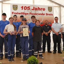 Jugendfeuerwehr Sehlem im Rahmen der Siegerehrung des Wehrleiterpokals (2. Platz)