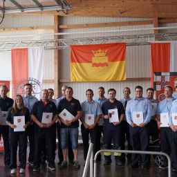Beförderungen zur Oberfeuerwehrfrau bzw. zum Oberfeuerwehrmann